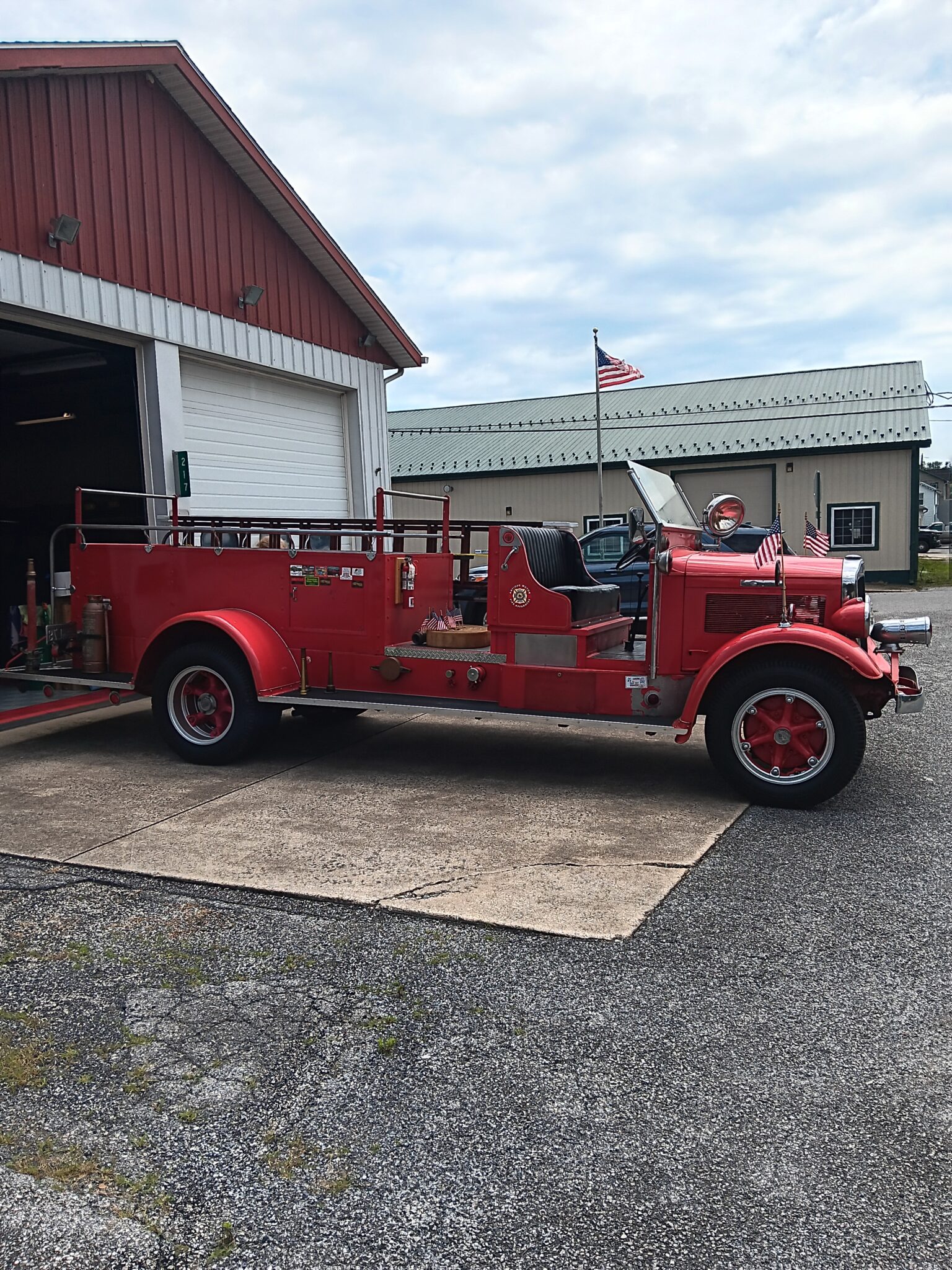 White Antique Fire Truck U Fenton Fire